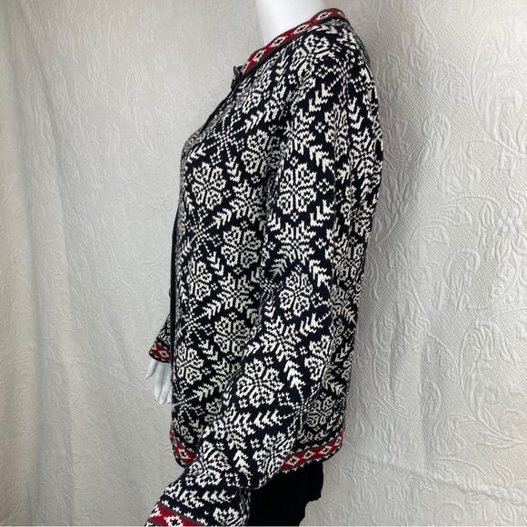 LL Bean VTG Nordic Snowflake Pattern Cardigan - Picture 6 of 13